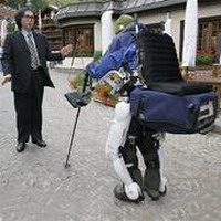 костюм-робот дал шанс инвалиду взобраться на гору