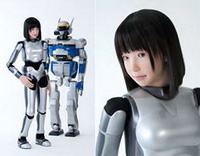 новый робот-женщина усердно уподобляется человеку